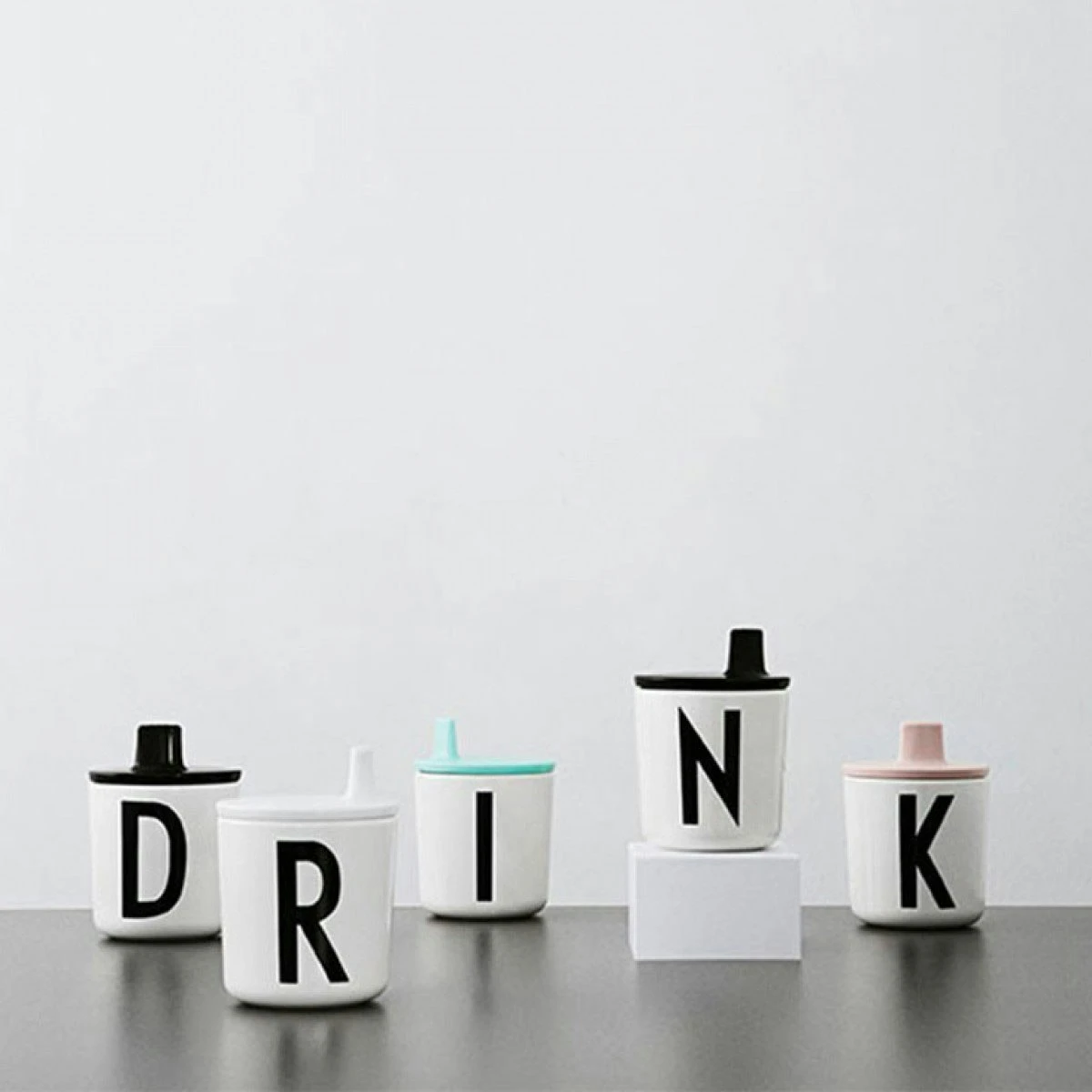 Design Letters Drink Deksel Voor Een Ecozen® Mok, Nude 5 Design Letters Drink Deksel Voor Een Ecozen® Mok, Nude - Afbeelding 3