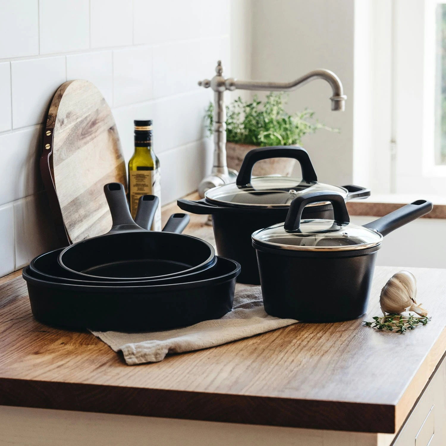 Keuken Pro Verkoop -Keuken Pro Verkoop heirol groove steelpan met glazen deksel 16 cm 4