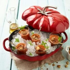 Staub Limited Edition Casserole Tomato 2,5L Ø25cm, Red 8 Staub Limited Edition Casserole Tomato 2,5L Ø25cm, Red -Keuken Pro Verkoop staub limited edition casserole tomato 25l 25cm red 5