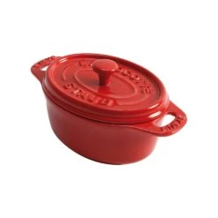 Staub Oval Ceramic Casserole 20 Cl, Cherry